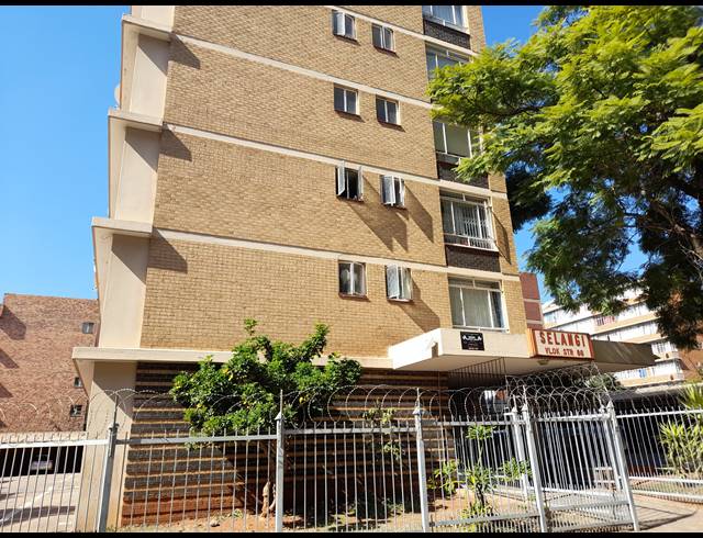 2 BEDROOM FLAT FOR SALE IN SUNNYSIDE